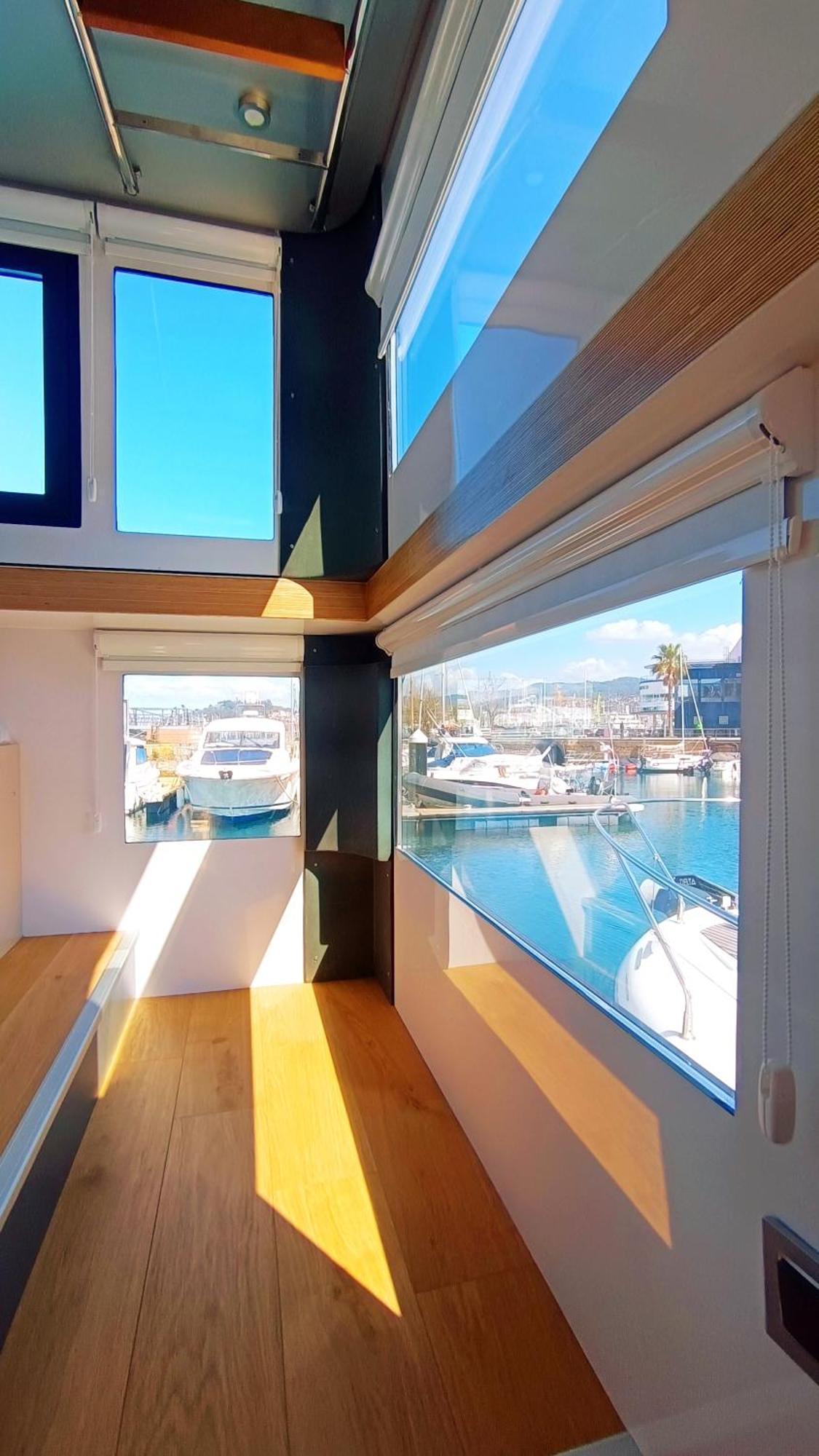 Hotel Casa Flotante En El Puerto De Vigo - Different Charter Exterior foto